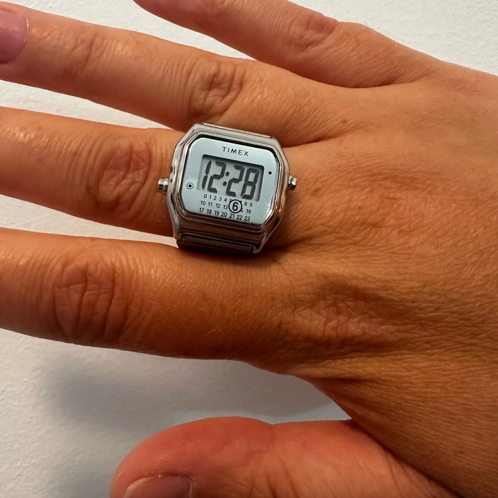 MM6 Maison Margiela Digital Ring Watch